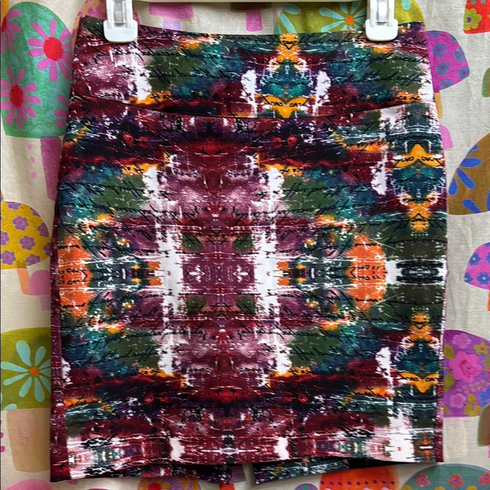 Expressions Mini Skirt. Small